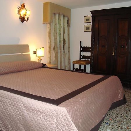 Ca' Pierre Veneza Quarto foto